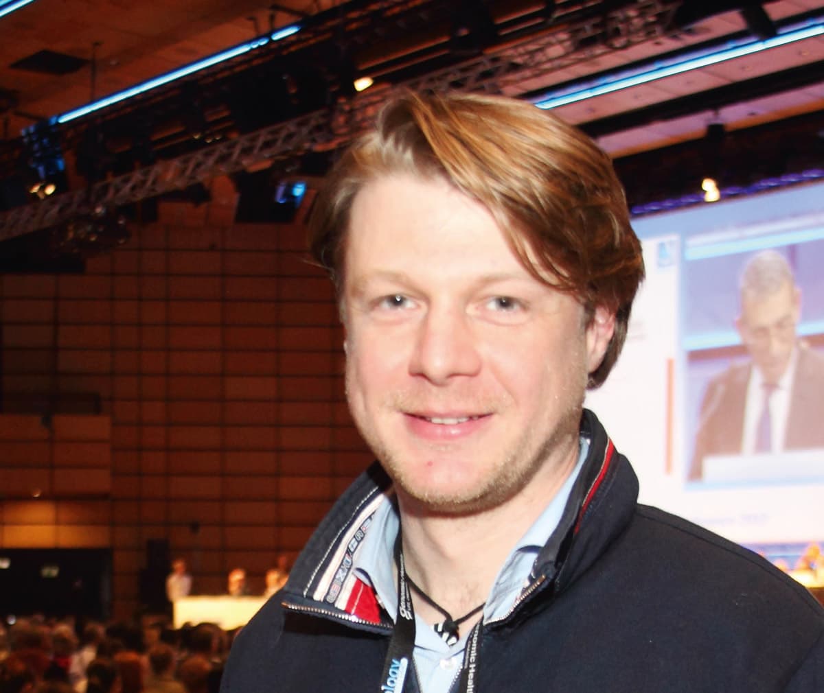 Assoz.-Prof. PD Dr. Georg Pfeiler