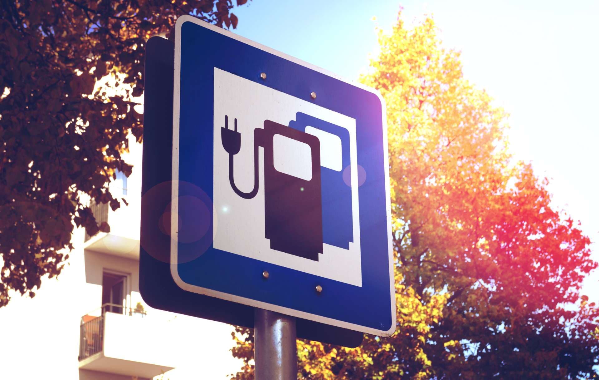 Verkehrszeichen für Ladestationen für Elektrofahrzeuge