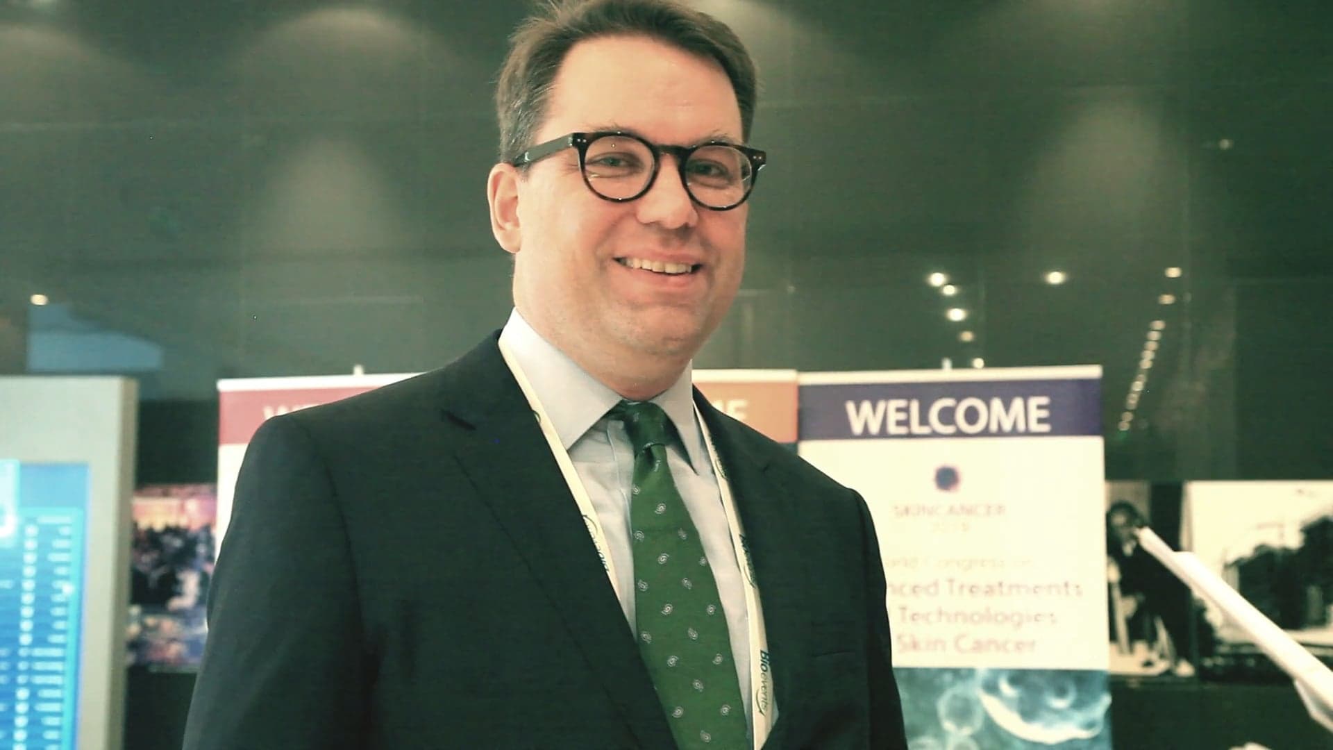 Prof_Hoeller_2019