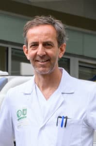 Infektboard, v. li.: Assoz.-Prof. Dr. Mathias Glehr, Univ.-Klinik für Orthopädie und Traumatologie, und  Univ.-Prof. Dr. Robert Krause,Infektiologie und Tropenmedizin der Univ.-Klinik für Innere Medizin