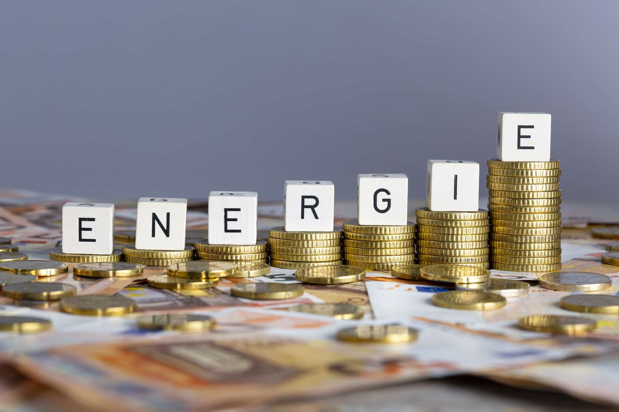 Concept of rising costs for energy in Germany. Steigende Energiekosten in Deutschland.