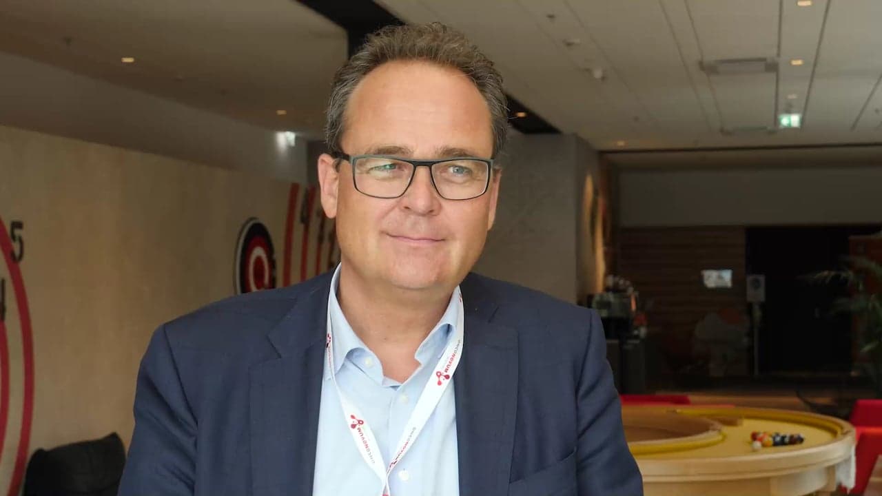 Wolfgang Hilbe