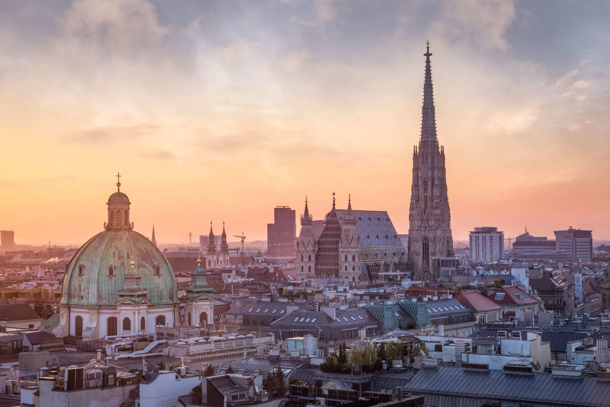 Wiener Skyline mit Stephansdom, Wien, Österreich