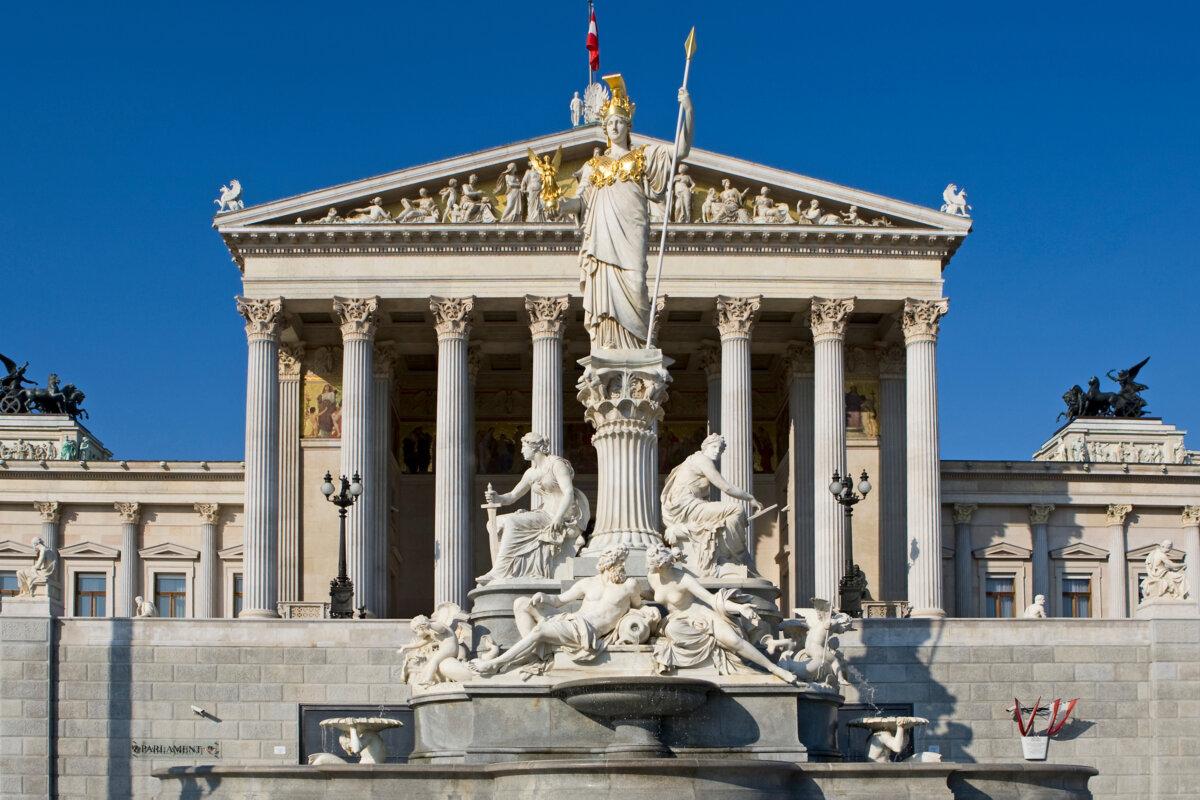 …sterreichisches Parlament, Wien, ist eine SehenswŸrdigkeit an der Ringstrasse