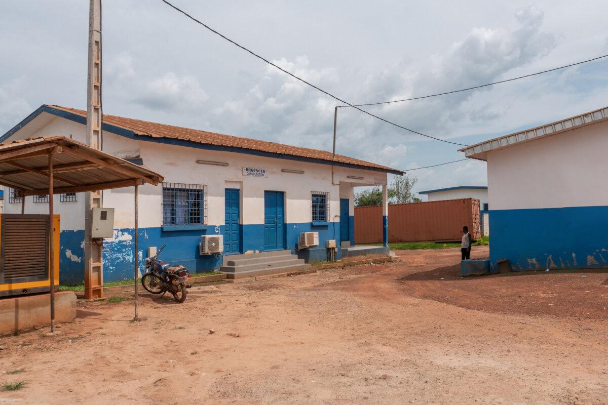 Ein afrikanische Klinik in der Elfenbeinküste.