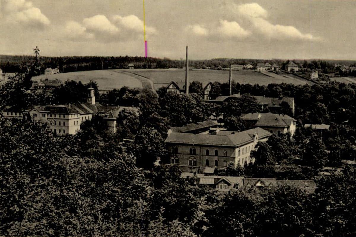 Undatierte Postkartenansicht der Landesheilanstalt Stadtroda.