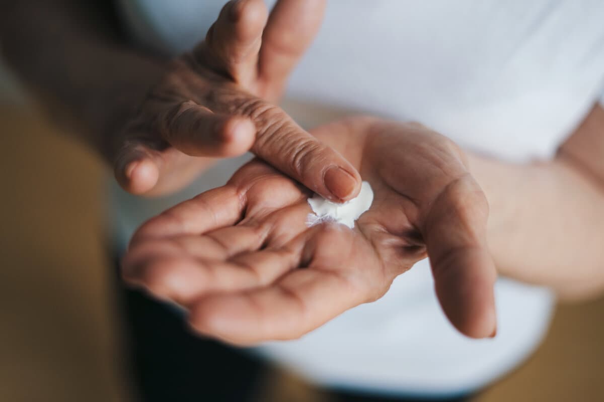 Topische Prophylaxe gegen Dermatosen als Nebenwirkung