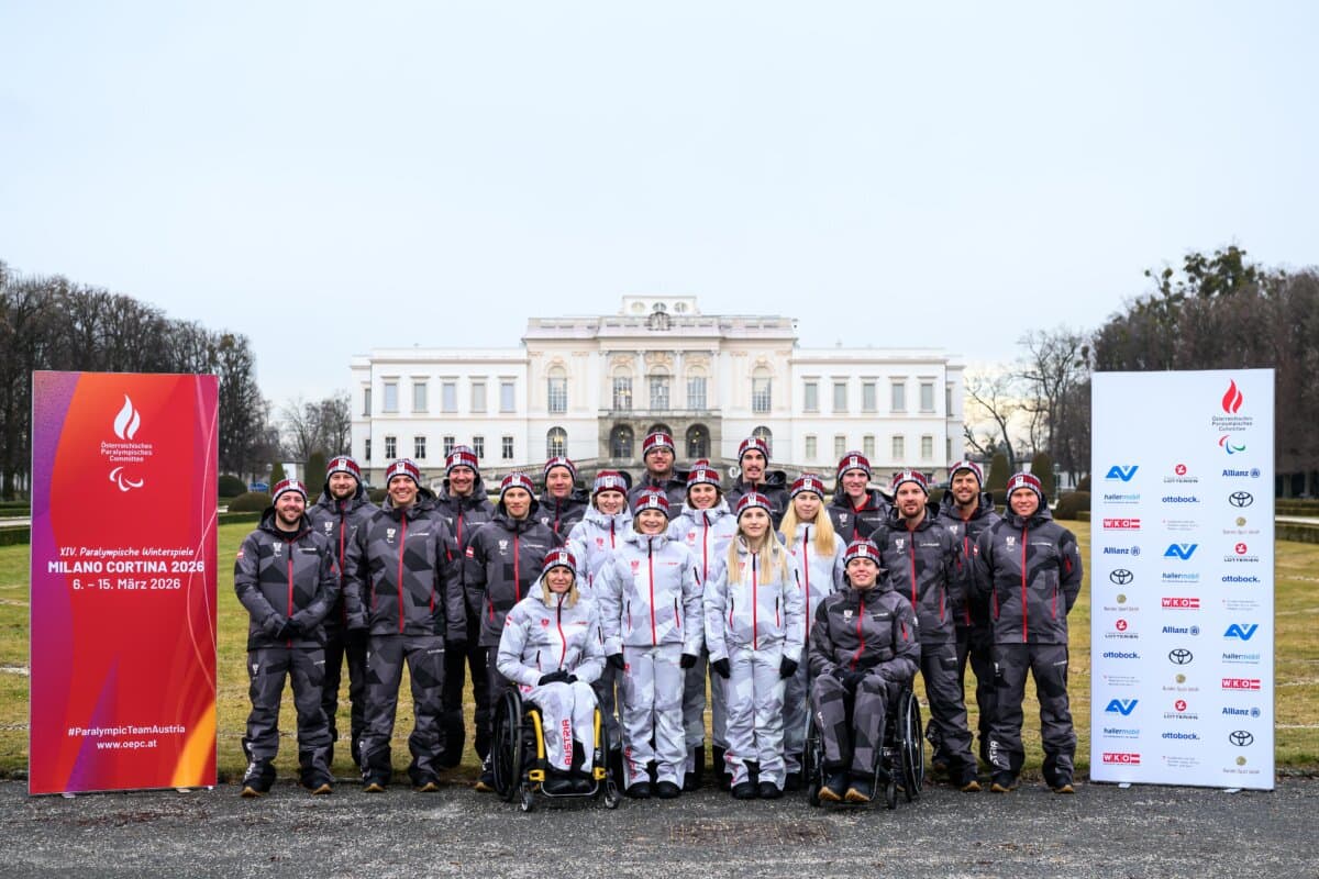 Image shows the austrian paralympic team