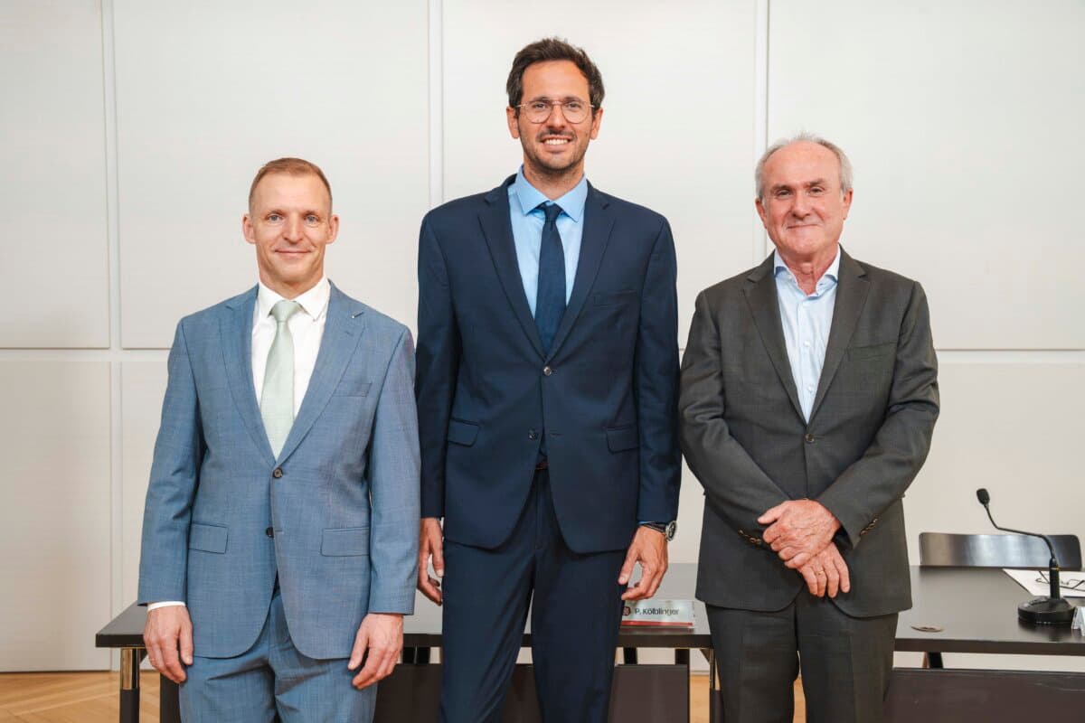 Präsentierten die Empfehlungen für die Hautkrebsfrüherkennung: v.l.n.r.: Manfred Fiebiger, Peter Kölblinger, Franz Trautinger