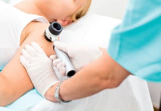 Durch moderne Therapien hat die Diagnose „Melanom“ in den vergangenen Jahren etwas an Schrecken verloren.
