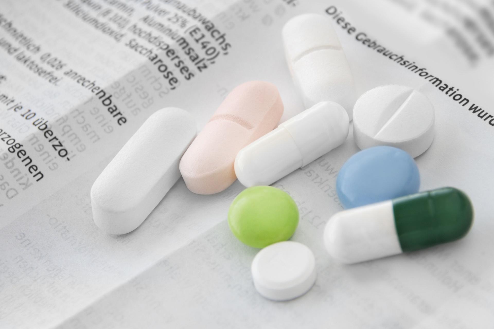 Medikamente und deutsche Packungsbeilage Hintergrund der Nebenwirkungen