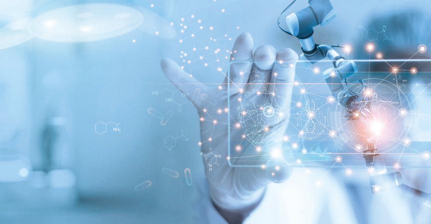 Roboteranalyse und Testergebnis von DNA für Ärzte und medizinische Assistenten auf modernen virtuellen Schnittstellen, Wissenschaft und Technologie, innovativ und zukunftsweisend für die medizinische Gesundheitsversorgung im Laborhintergrund.
