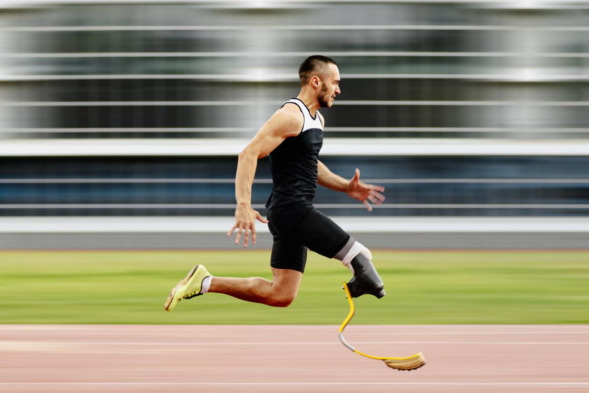 disabled athlete fast track running