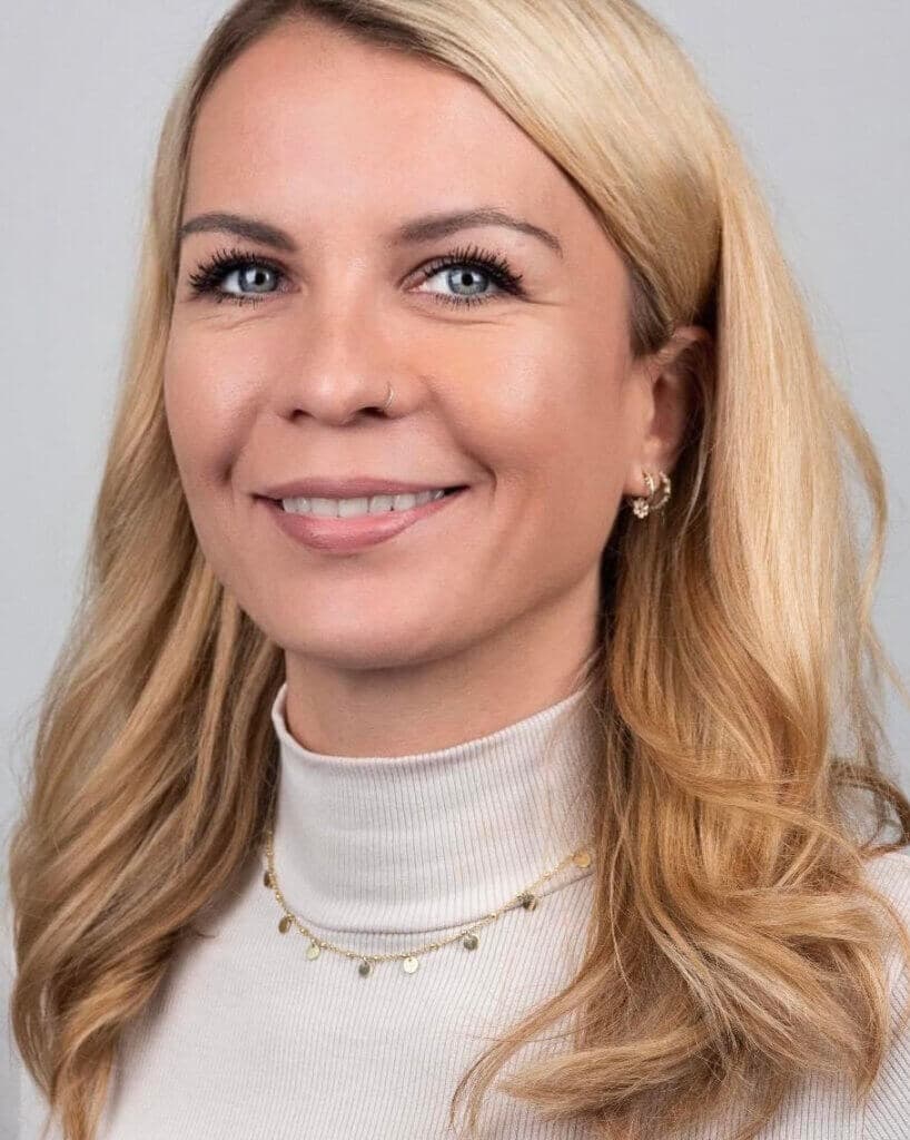 Sarah Jessica Heller, DGKP